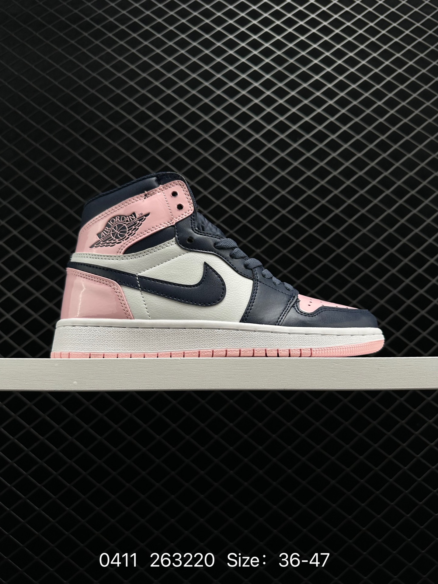 Air Jordan 1 Retro High OG “Dark Mocha”